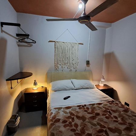 Casa Primavera Hostal Medellín Esterno foto