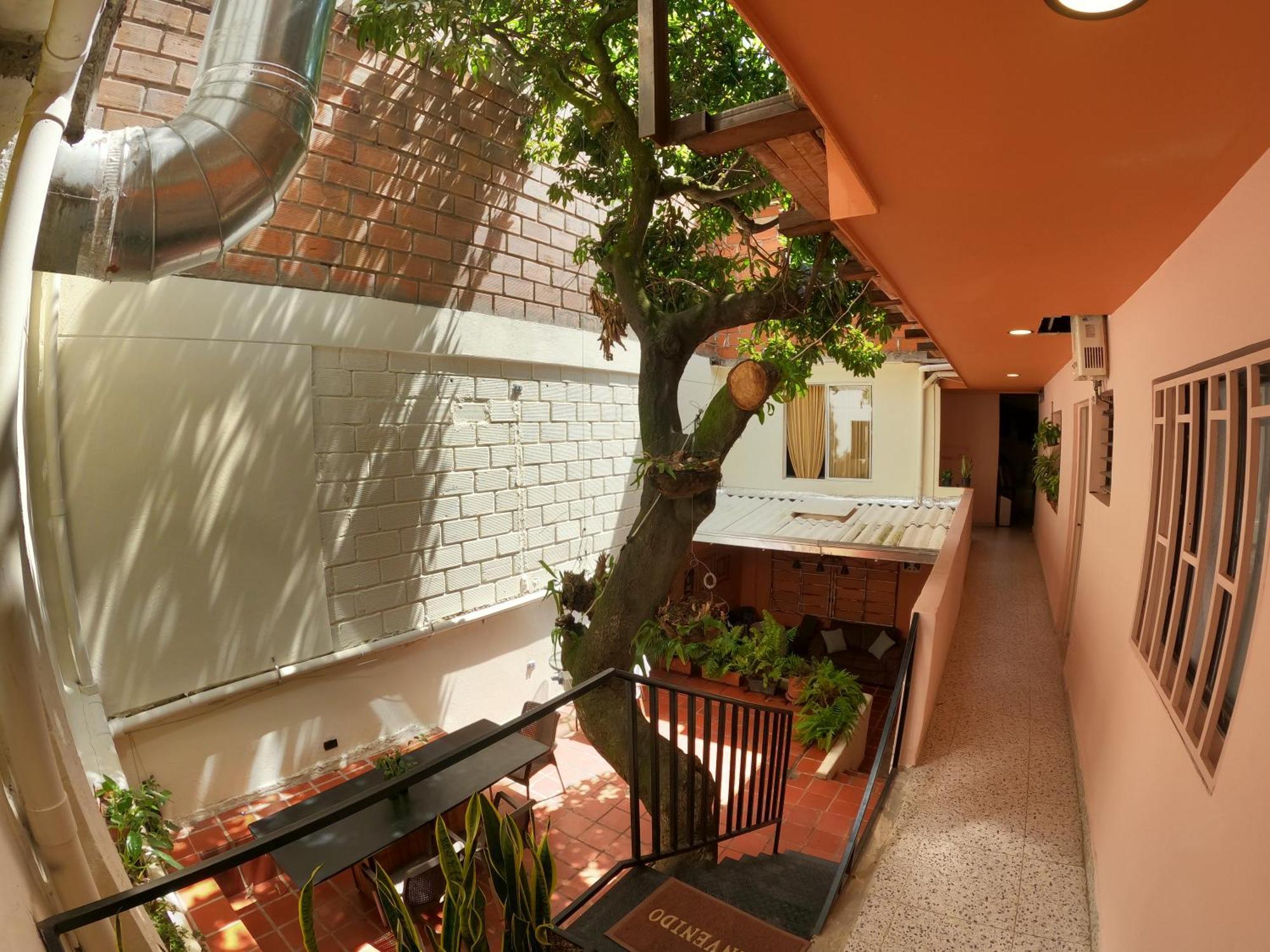 Casa Primavera Hostal Medellín Esterno foto