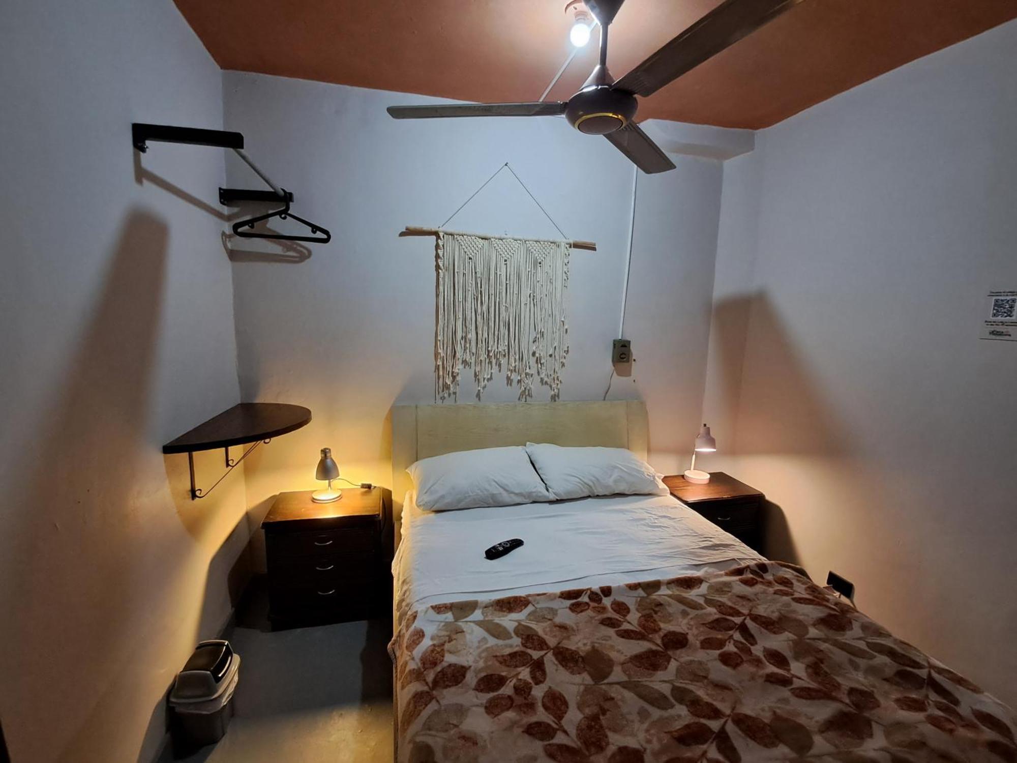 Casa Primavera Hostal Medellín Esterno foto
